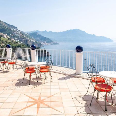 Hotel Le Terrazze (Adults Only) Конка деи Марини Екстериор снимка