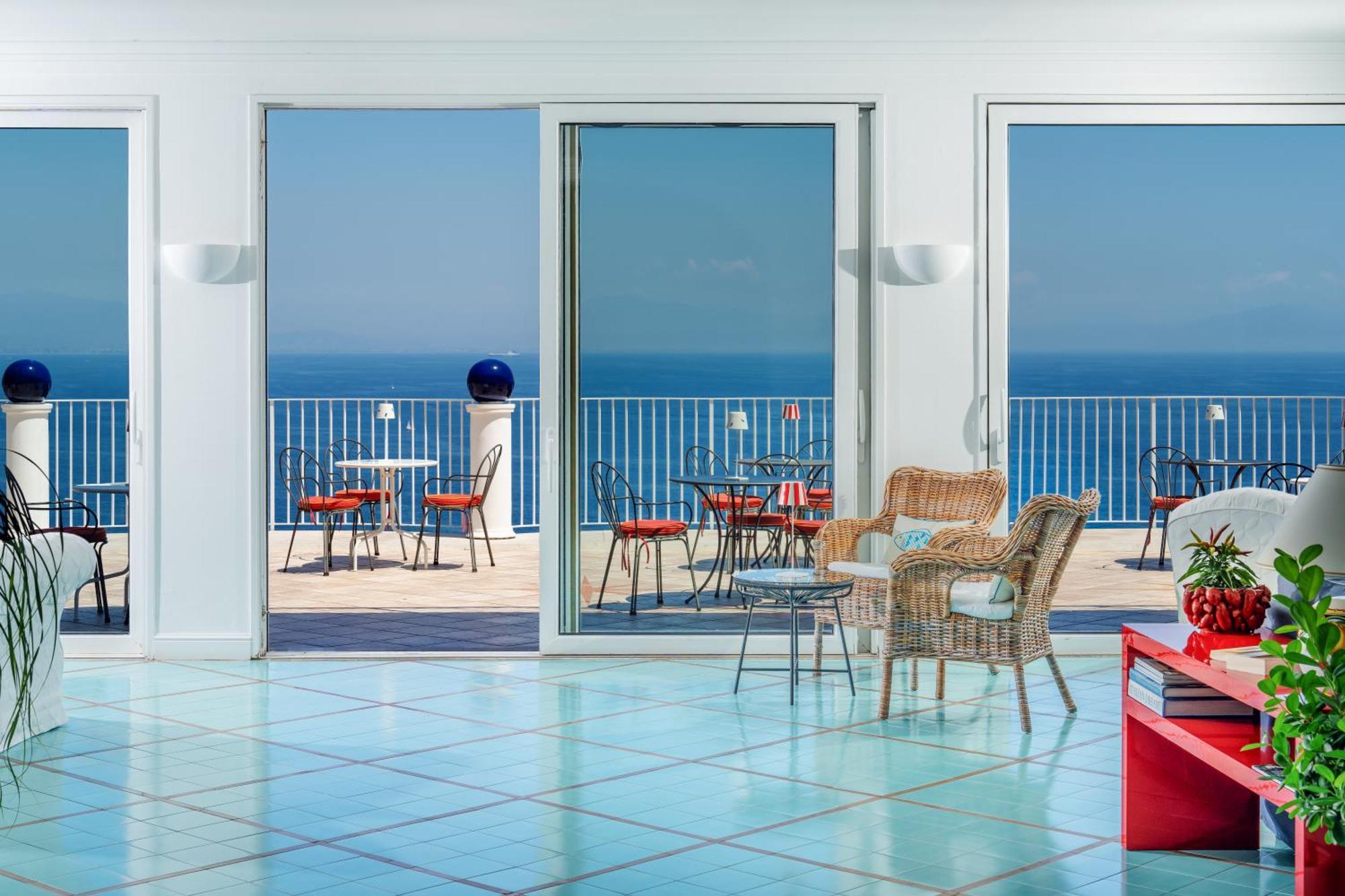 Hotel Le Terrazze (Adults Only) Конка деи Марини Екстериор снимка