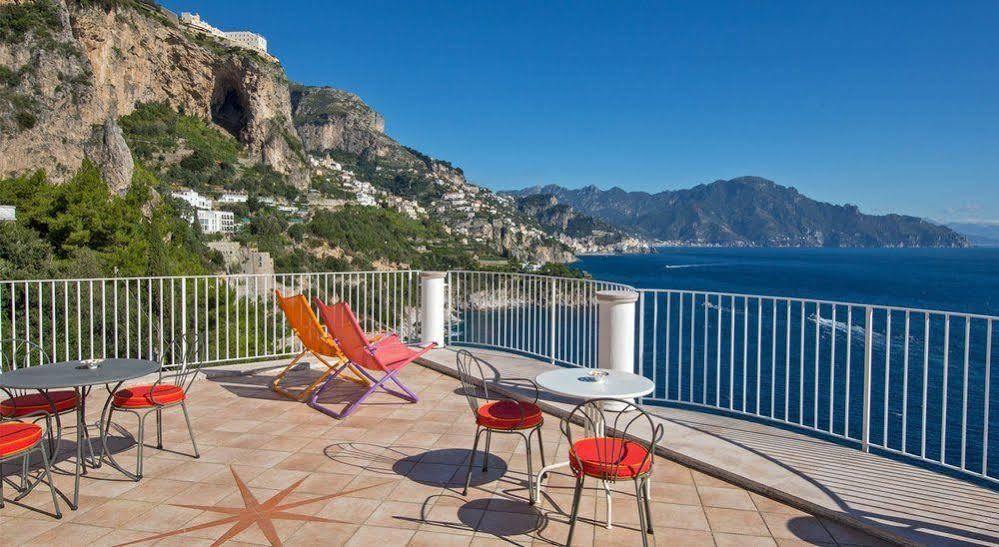Hotel Le Terrazze (Adults Only) Конка деи Марини Екстериор снимка